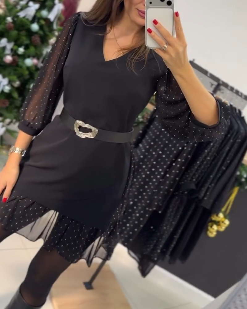 Elegant V-Neck Dress with Patchwork Pattern