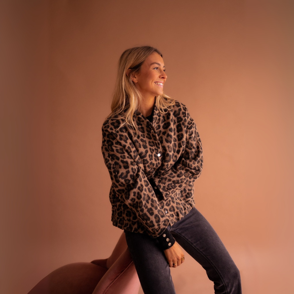 Zahra | Trendy Jasje met Luipaardprint