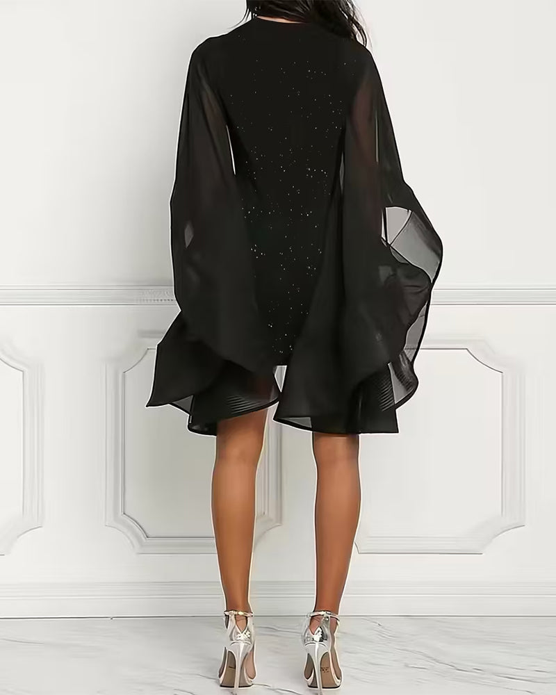 Shimmering Dress with Round Neck and Batwing Sleeves